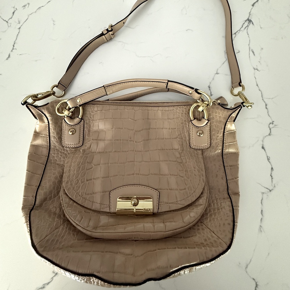 Vintage COACH Tan Crocodile-Embossed Women's Bag